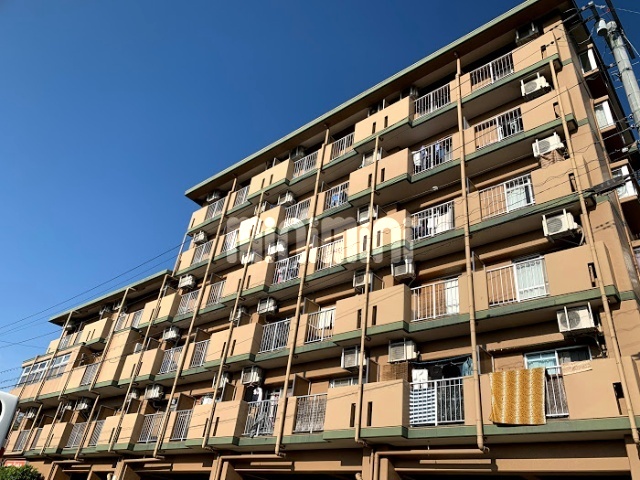 建物外観　日当たり、景色良好な物件です。