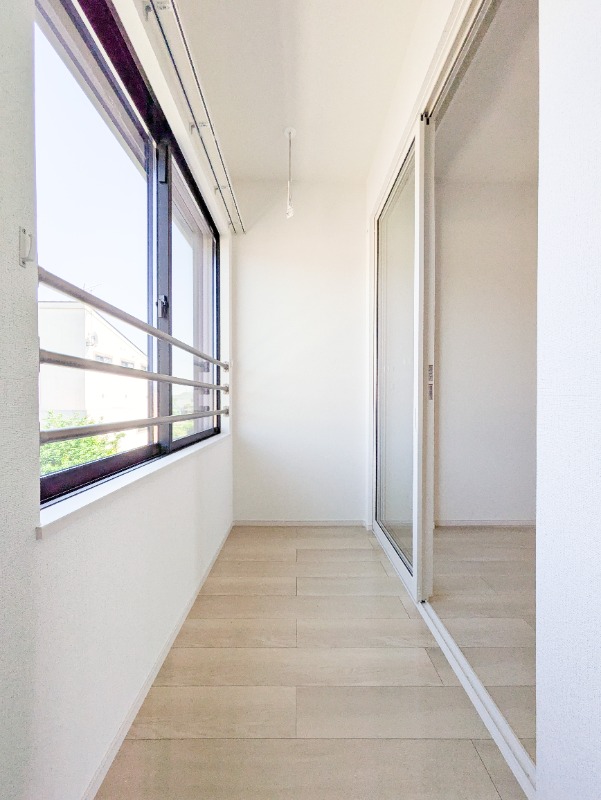 バルコニー　図面と現状に相違がある場合には現状を優先