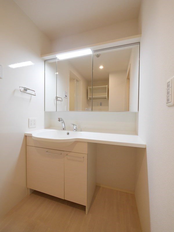 洗面設備　※別部屋写真