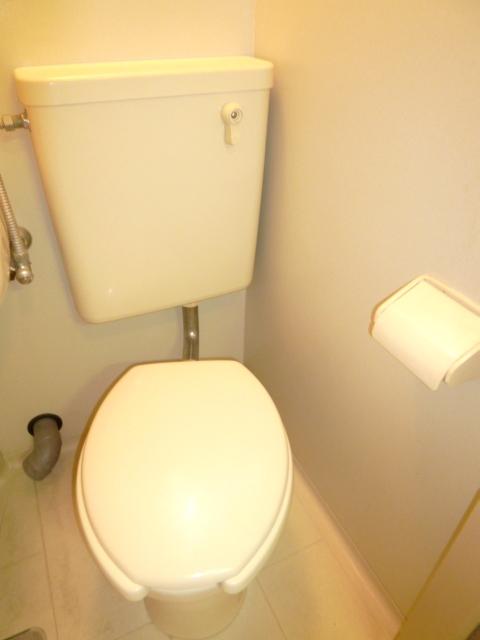 トイレ　コンパクトで使いやすいトイレです