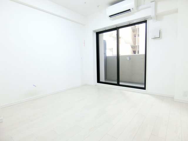 居室・リビング　詳細は、RISUMO江坂本店→06-6155-7137まで♪