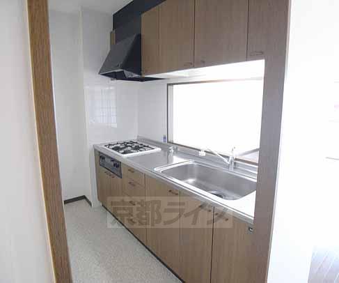 キッチン　ファミリー用のシステムキッチン・