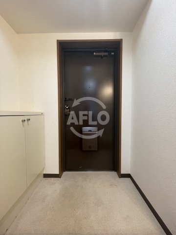 玄関　アーバンコート福島　玄関