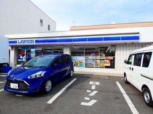 コンビニ　ローソン 高津末長店（コンビニ）まで360m