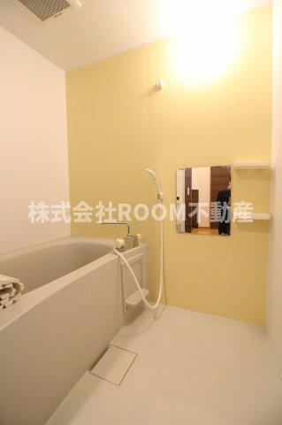 バス・シャワールーム　お風呂で日々の疲れを落としましょう