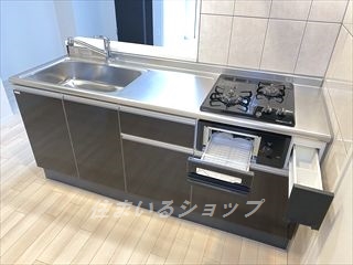 キッチン　２口ガスコンロ・グリル付きシステムキッチン