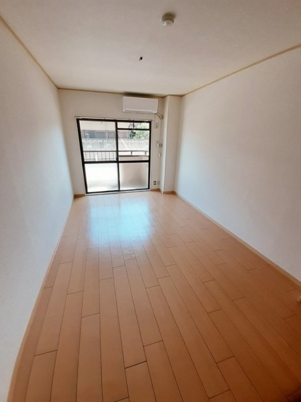 居室・リビング　図面と現状に相違がある場合には現状を優先