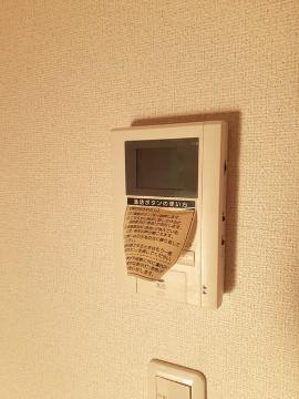セキュリティ　カメラ付インターホン（イメージ）