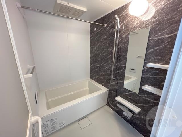 トイレ　温水洗浄便座