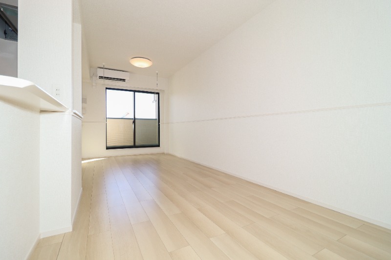 居室・リビング　図面と現状に相違がある場合には現状を優先