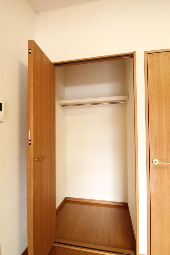 収納　違う階の同間取り写真になります