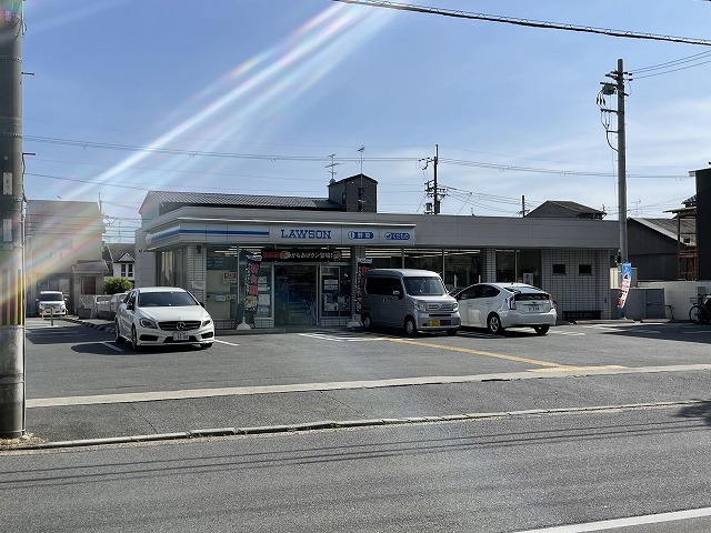 コンビニ　ローソン 梅津高辻店（コンビニ）まで350m