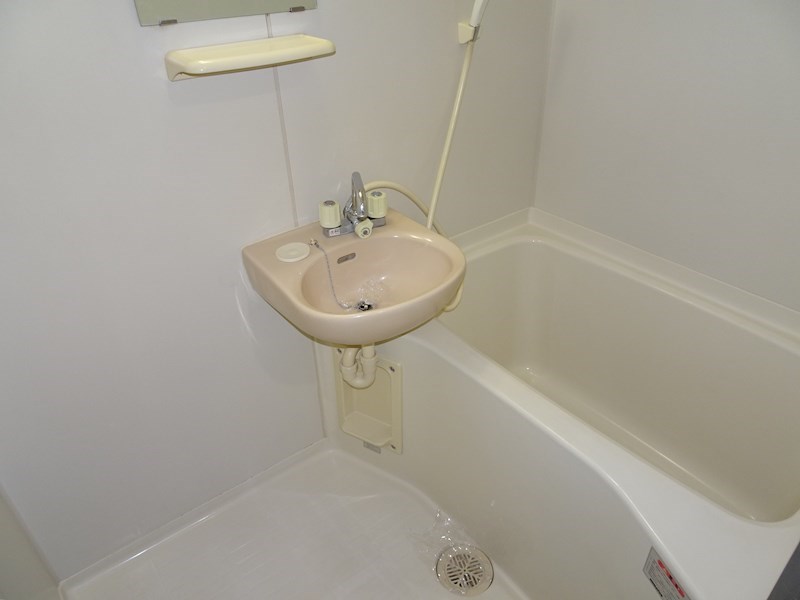 バス・シャワールーム　バス