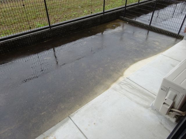 庭　ちょっと広めの専用庭がついています。