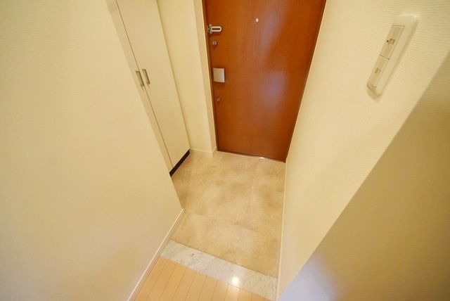 玄関　★お問い合わせはタウンハウジングまで★