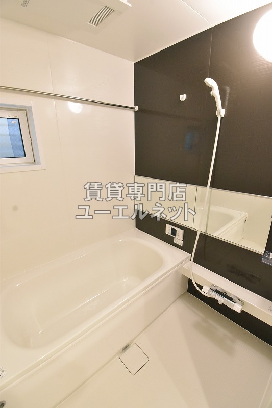 バス・シャワールーム　浴室