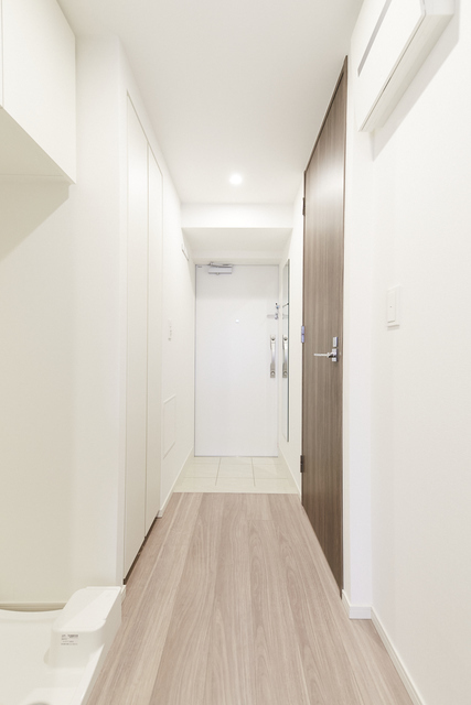 玄関　※写真は同タイプ住戸です。