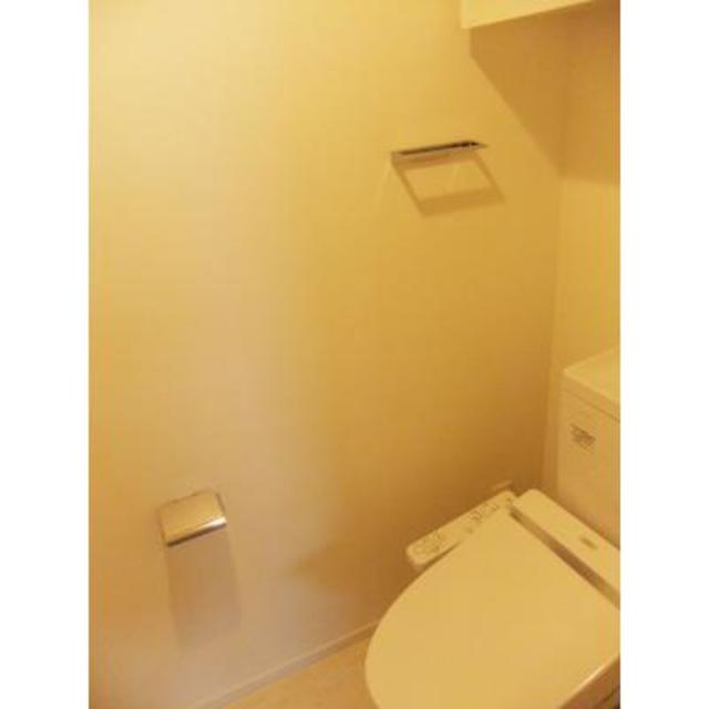 トイレ　※写真は同タイプ住戸です。