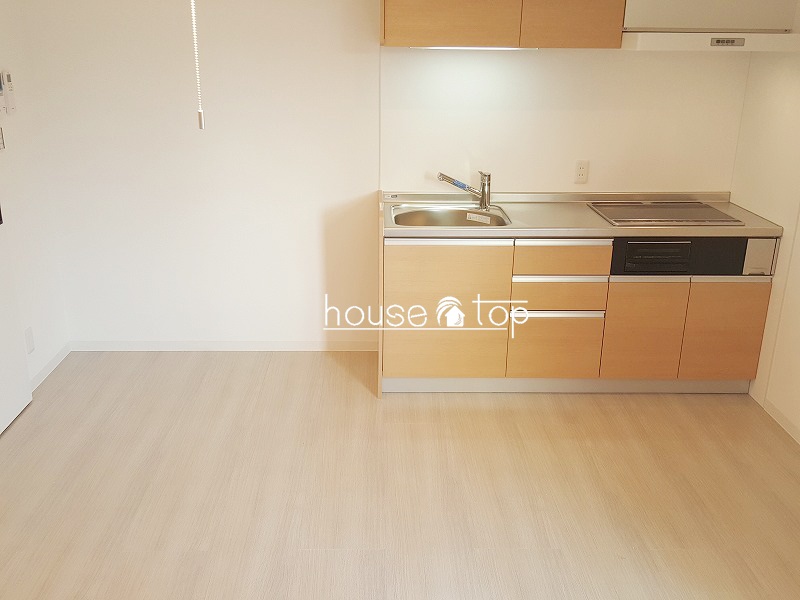 居室・リビング　南面リビングなので日当たり・通風良好です♪