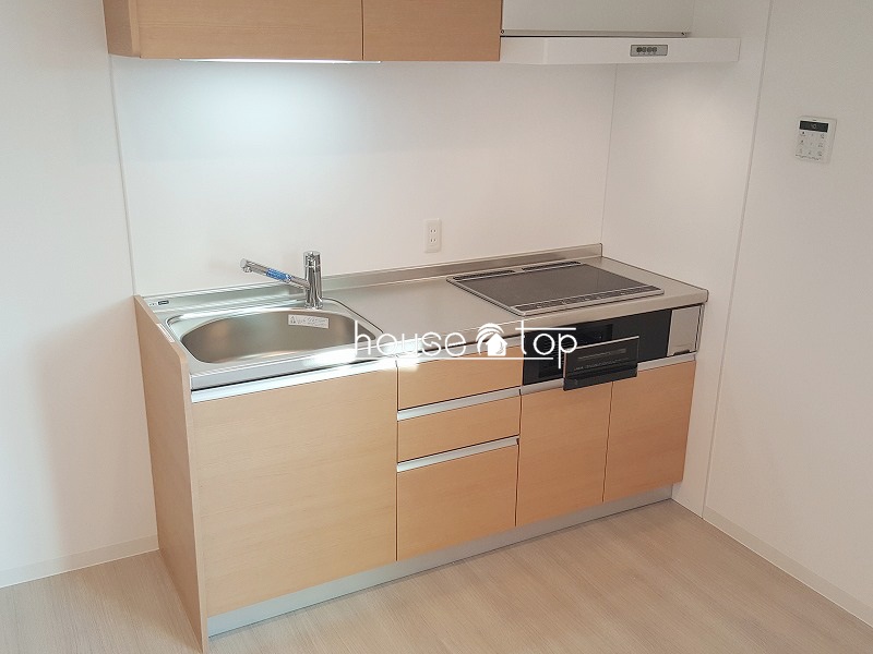 キッチン　3口コンロ付ＩＨクッキングヒーター！グリル付き！