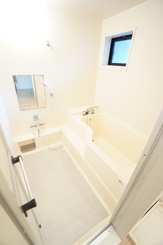 バス・シャワールーム　※同物件・同タイプの写真です。