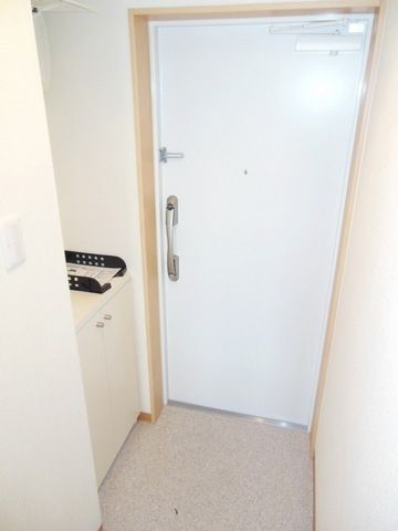 玄関　★お部屋探しは株式会社タウンハウジング東京まで★