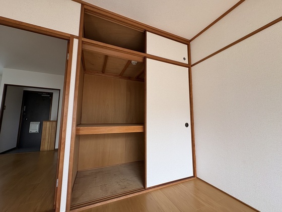 収納　※別部屋の写真です