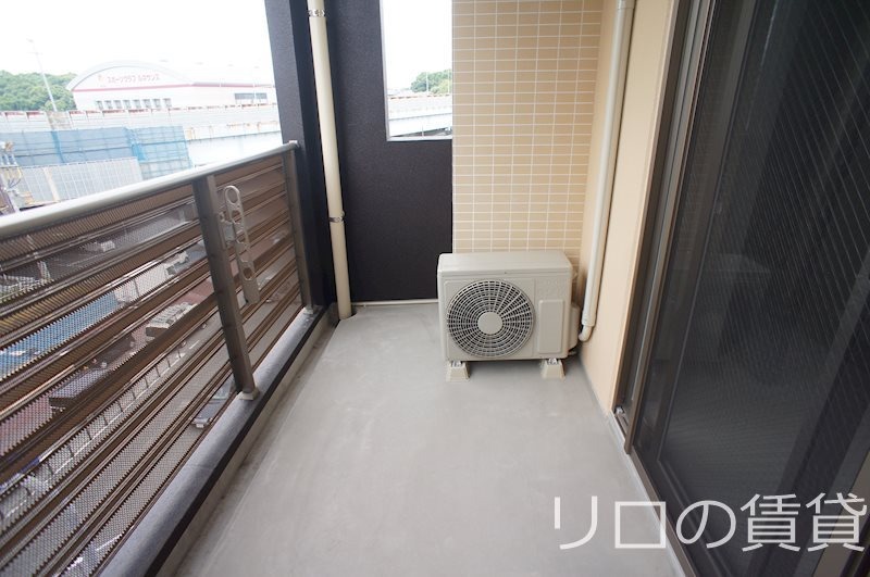 バルコニー　同物件別部屋イメージ