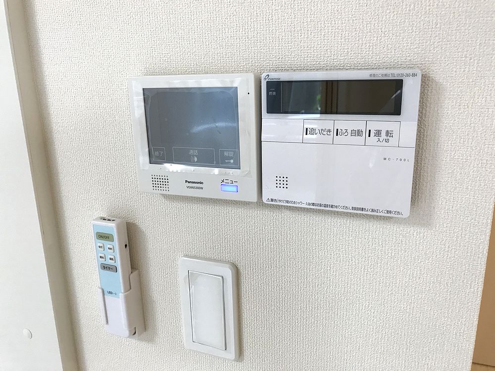 セキュリティ　モニターフォン　※別部屋参考写真（反転）