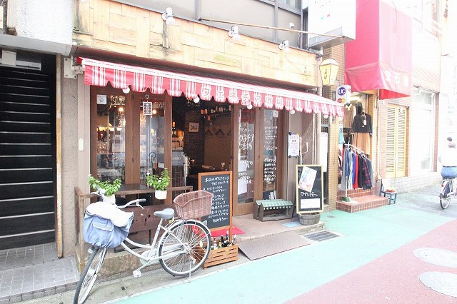 スーパー　ＭＥＧＡドン・キホーテ本八幡店（スーパー）まで207m