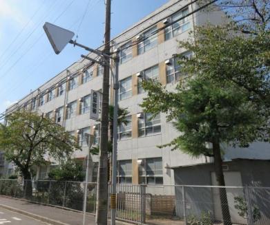 中学校　名古屋市立天神山中学校（中学校）まで963m