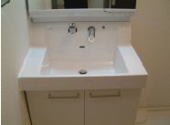 バス・シャワールーム　コートフォルム成育　独立洗面台