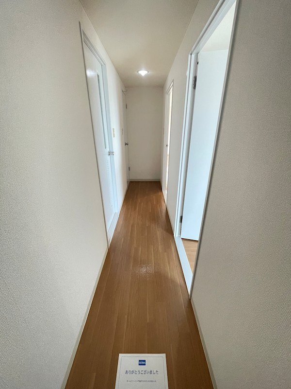 玄関　同タイプ参考写真