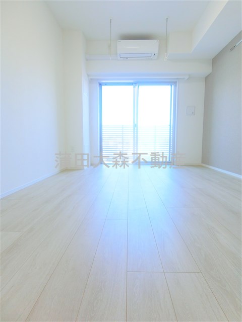 居室・リビング　洋室8帖