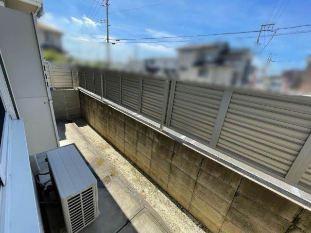 バルコニー　専用庭