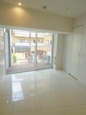 居室・リビング　※全て別号室のお写真。内装等参考にしてください。