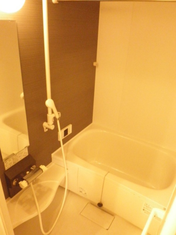 バス・シャワールーム　図面と現状に相違がある場合には現状を優先