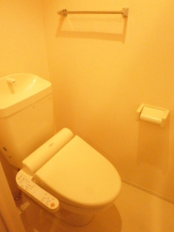 トイレ　図面と現状に相違がある場合には現状を優先