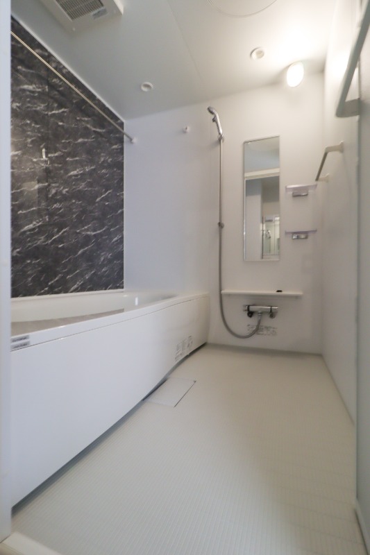 バス・シャワールーム　図面と現状に相違がある場合には現状を優先