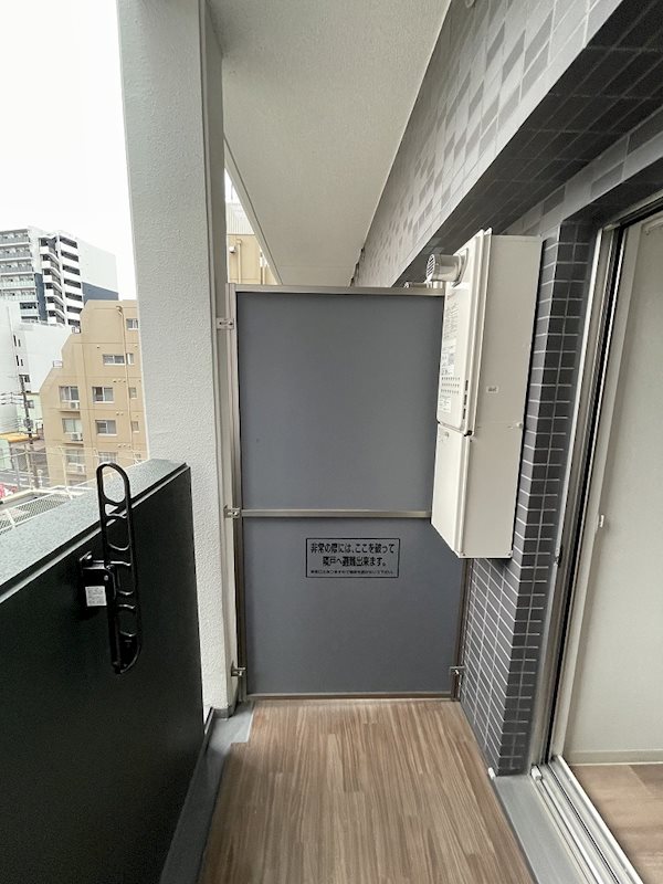 バルコニー　★見学予約受付中★