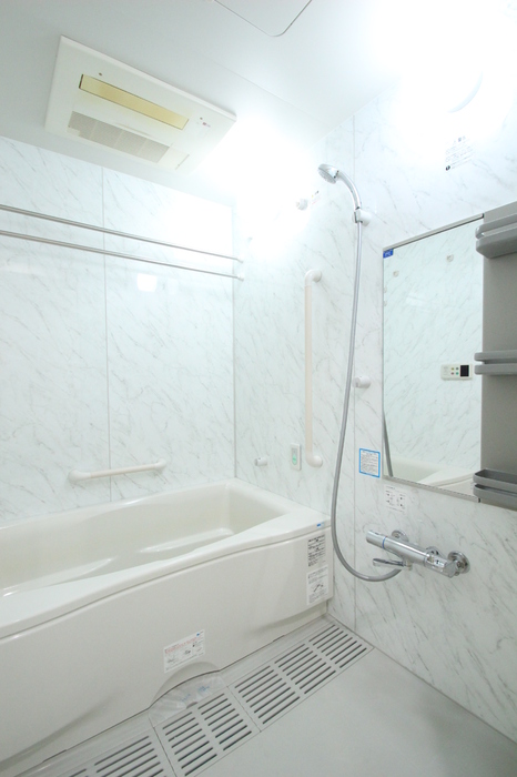 バス・シャワールーム　バス