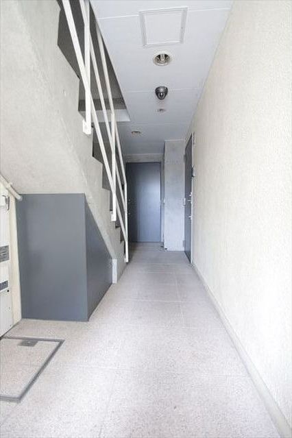 ロビー　■室内階段■共用部防犯カメラ