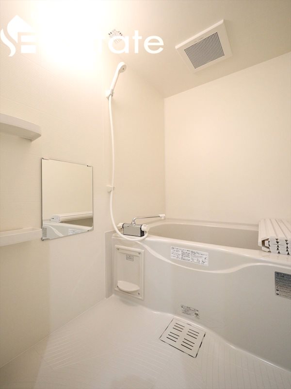 バス・シャワールーム　バスルーム