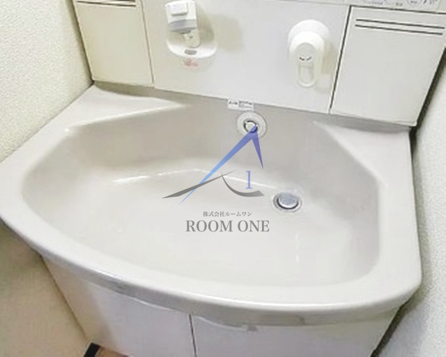 洗面設備　独立洗面台です。