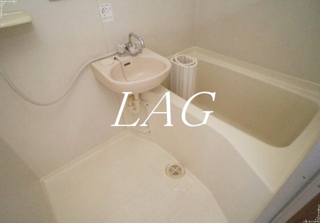 バス・シャワールーム　お風呂です。
