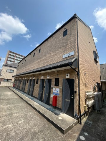 建物外観　別号室イメージの為、現状を優先致します。