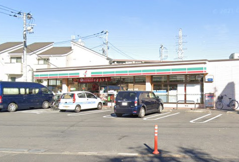 コンビニ　セブンイレブン（コンビニ）まで642m