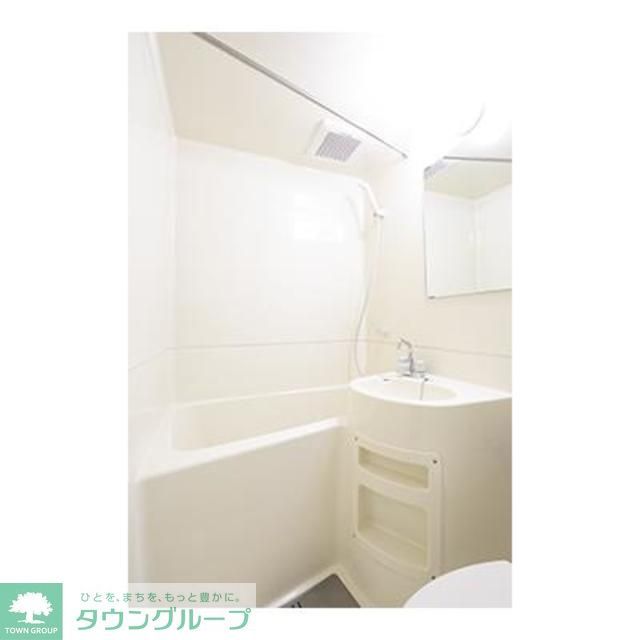 バス・シャワールーム　※写真は同タイプ住戸です。