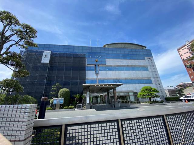 警察署・交番　折尾警察署（警察署・交番）まで1177m