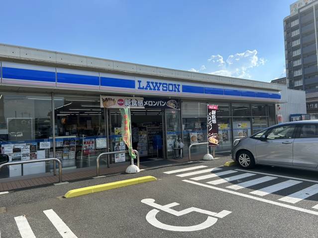 コンビニ　ローソン（コンビニ）まで150m